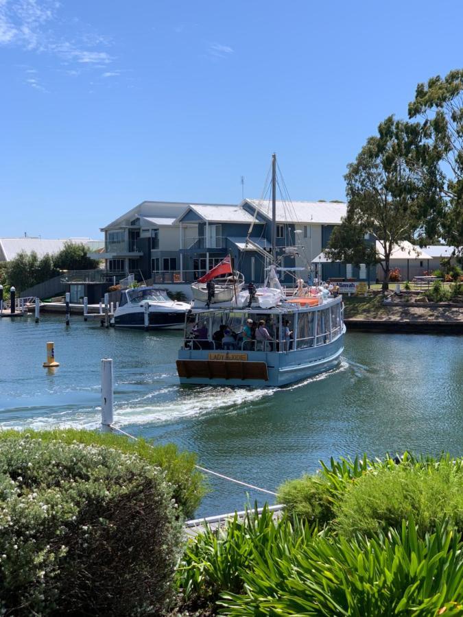 Captains Cove Ground Floor Luxury Apartments Paynesville Extérieur photo